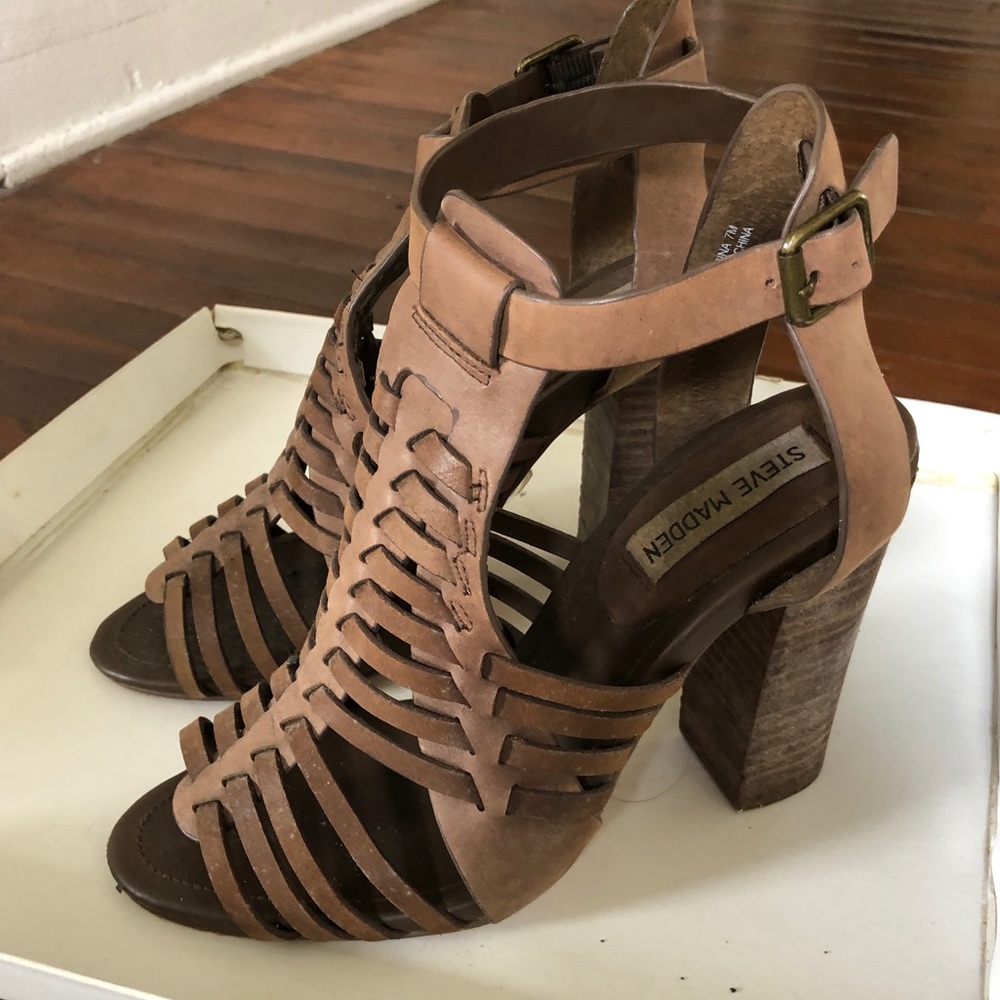 STEVE MADDEN brown heels ❤️